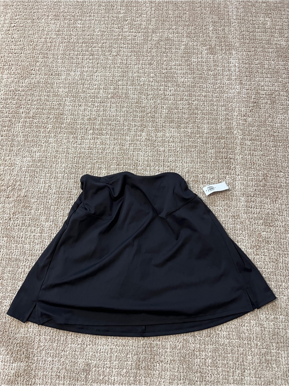 Old Navy Black Athletic Flattering Workout Skirt with Built In Shorts NWT